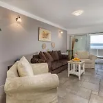 דירה Cozy In With Wifi דראמליי
