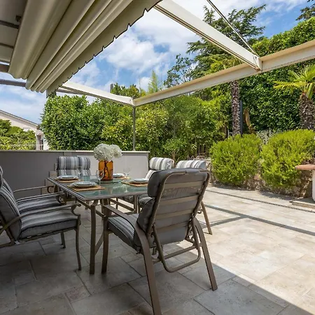 Daire Stunning In Dramalj